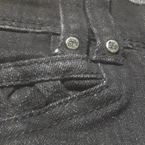 White House/ Black Market - Picture 4 of 8